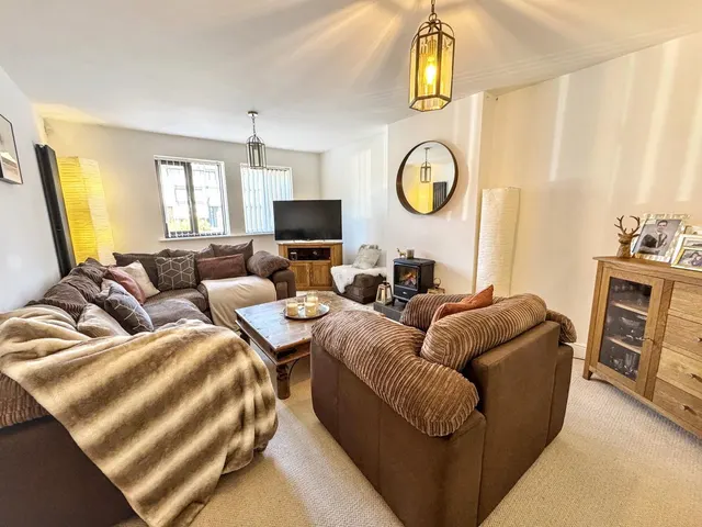Photo 2 — Holywell Crescent, Kinmel Bay, Conwy, LL18 5HP
