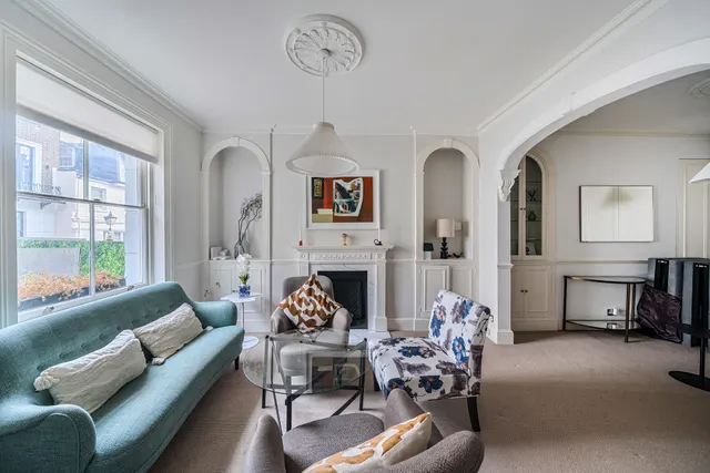 4 Sterling Street, London, photo 1