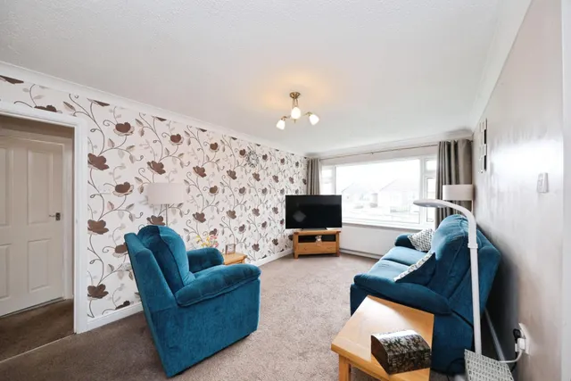 Perth Close, Mansfield, NG19, photo 3