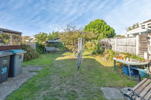 South Crescent, Southend-on-Sea, SS2, photo 2