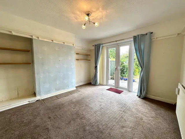 Photo 2 — Deyncourt Road, Wednesfield, Wolverhampton, WV10