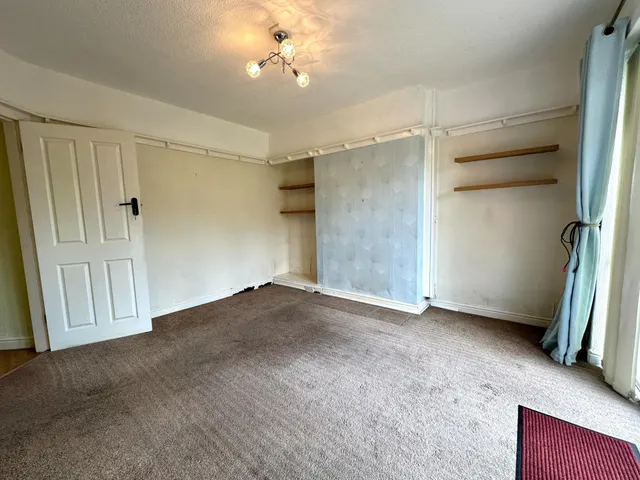 Photo 3 — Deyncourt Road, Wednesfield, Wolverhampton, WV10