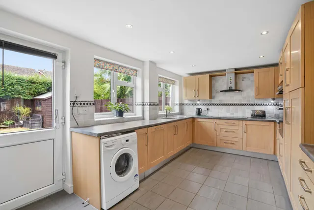 Membury Way, Grove, OX12, photo 3
