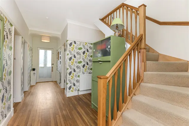 Photo 2 — Linn Drive, Netherlee, East Renfrewshire, G44