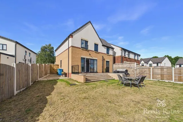 Photo 3 — Lakeside Court, Worksop, Nottinghamshire, S80