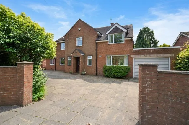 Middlewich Road, Crewe, photo 1