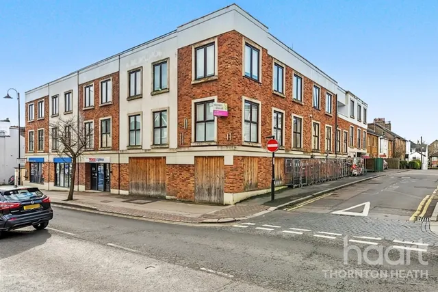 Suffolk Road, London, SE25, photo 1