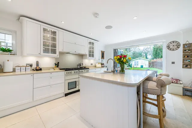 Parke Road, London, SW13, photo 3