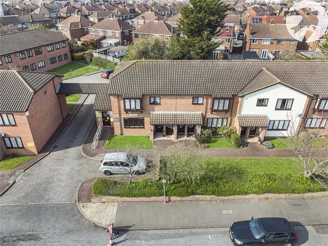 Lunedale Road, Dartford, DA2, photo 1
