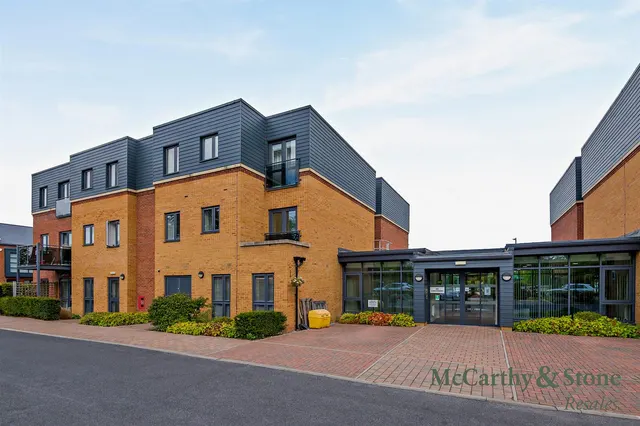 Field Close, Cottingham, HU16, photo 1