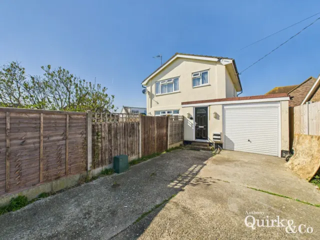 Caro Road, Canvey Island, SS8, photo 1