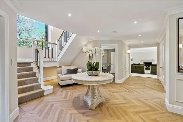 Photo 2 — Hedgerley Lane, Gerrards Cross, Buckinghamshire, SL9 7NS