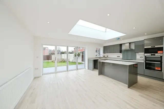 Photo 2 — Hawthorn Drive, New Ollerton, Newark, Nottinghamshire, NG22