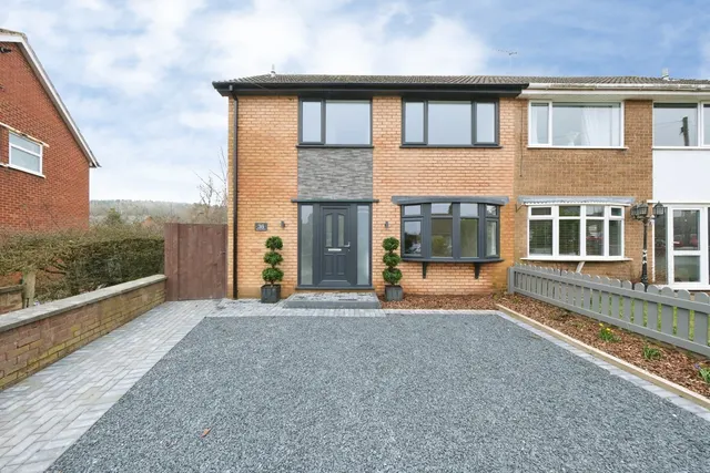 Hawthorn Drive, New Ollerton, Newark, Nottinghamshire, NG22, photo 1