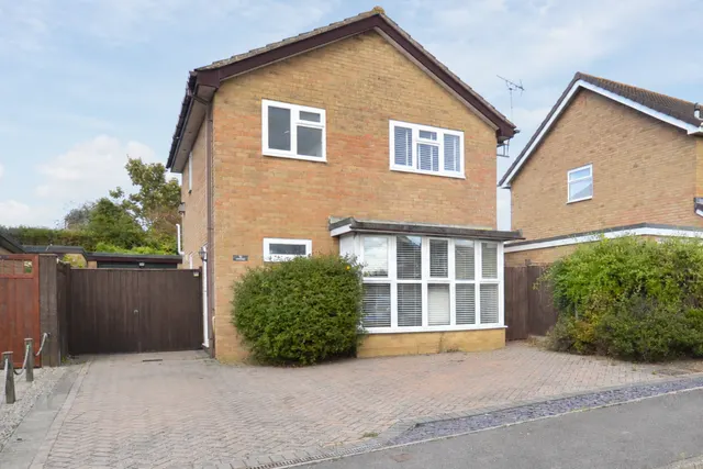 Oxmoor, Abbeydale, GL4, photo 1