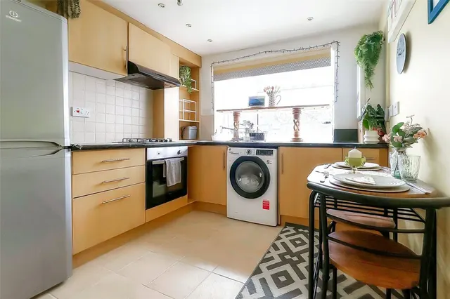 Rustington, Littlehampton, BN16, photo 3