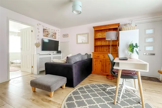 Rustington, Littlehampton, BN16, photo 2