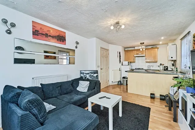 Photo 3 — Manorhouse Close, Walsall, West Midlands, WS1
