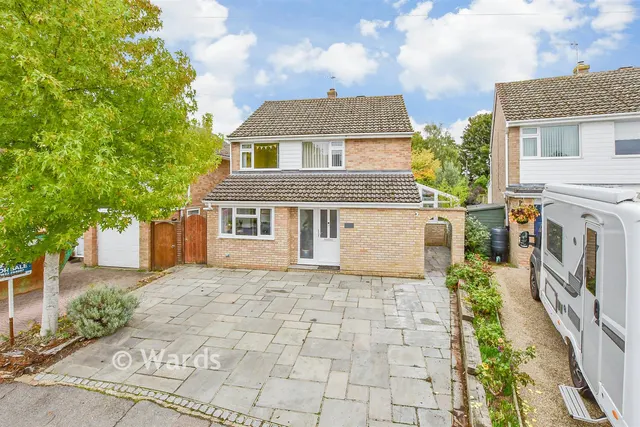 Haste Hill Close, Boughton Monchelsea, ME17, photo 1