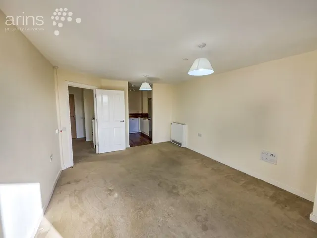Englefield Place, Earley, RG6, photo 3