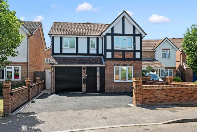 Cotswold Way, WORCESTER PARK, Surrey, Worcester Park, KT48LN, photo 1