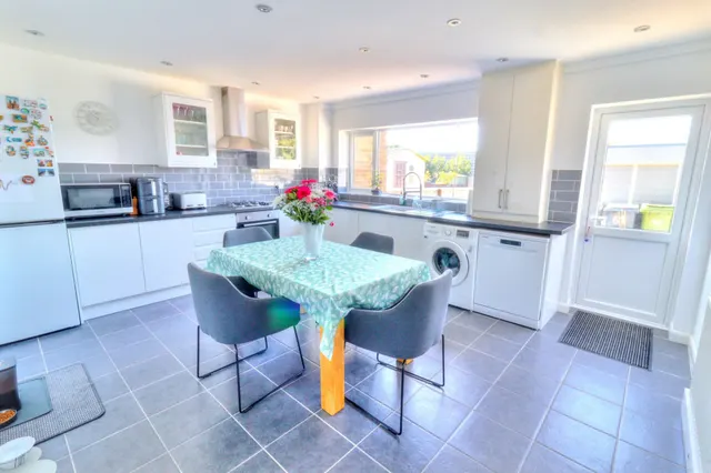 Slade Road, Stokenchurch, HP14, photo 3