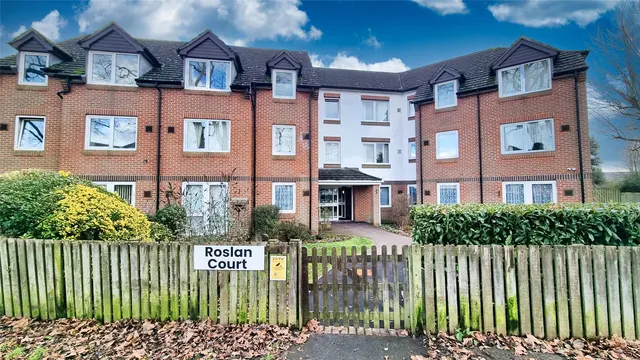 Rosemary Lane, Horley, RH6, photo 1