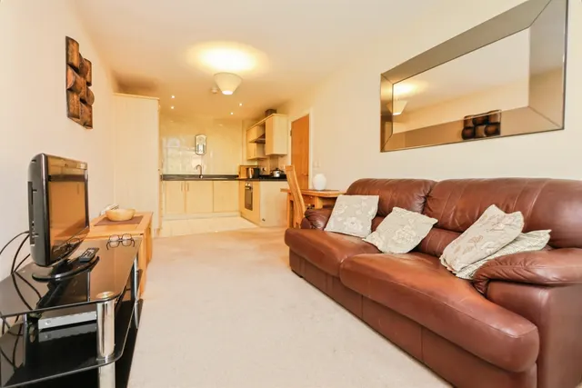 York Road, Kings Heath, B14, photo 3