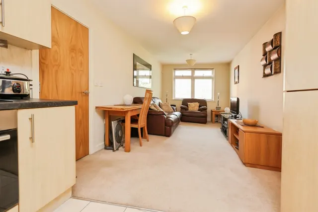York Road, Kings Heath, B14, photo 2