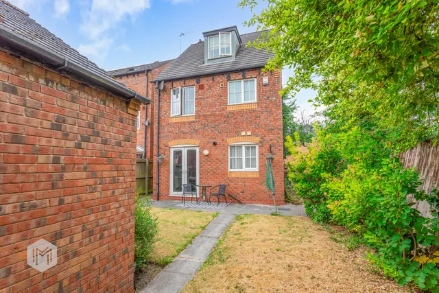 Bridge Street, Golborne, Warrington, WA3 3PX, photo 1