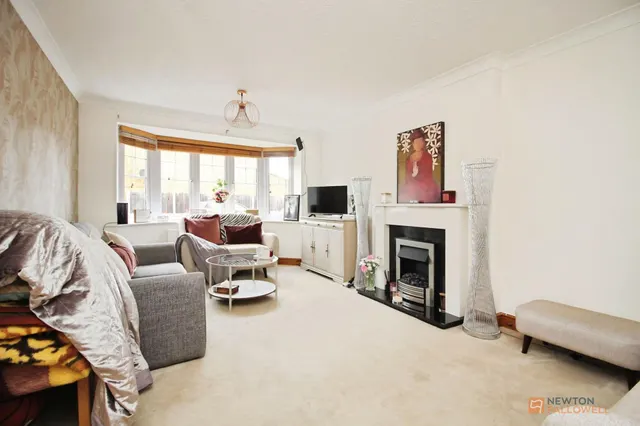 Petunia Close, Leicester Forest East, LE3, photo 3