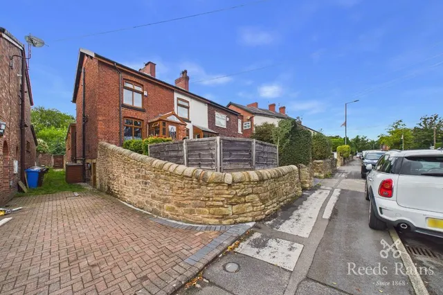 Photo 2 — Talbot Road, Hyde, Greater Manchester, SK14