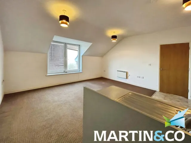Normanton, WF6, photo 2
