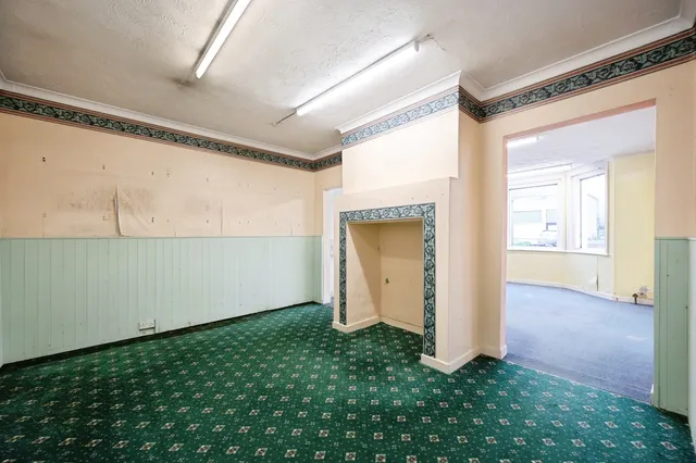 Elm Grove, Hayling Island, PO11, photo 2