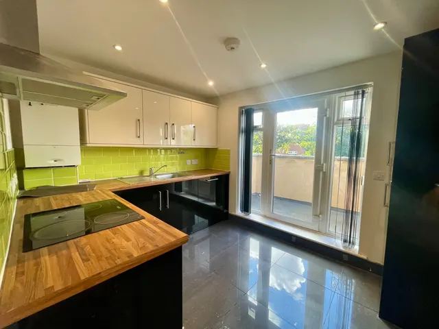 Chelwood Drive, Leeds, LS8, photo 1