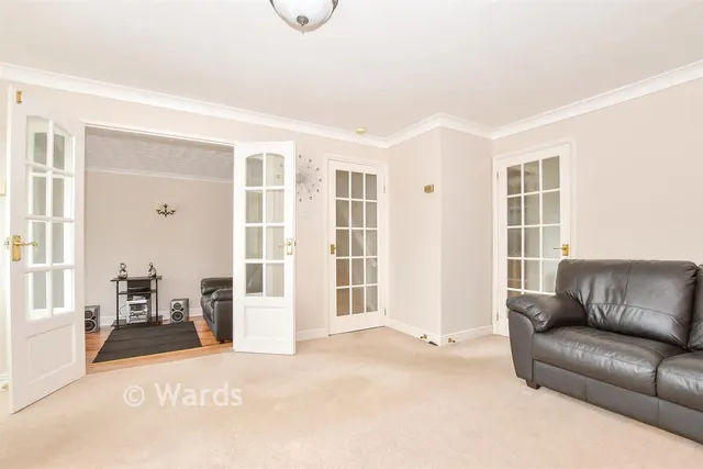Oliver Road, Staplehurst, TN12, photo 2