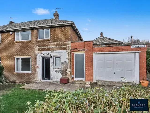 Nibshaw Lane, Gomersal BD19 4PD, photo 1
