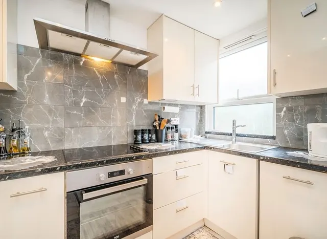 Windmill Road, Ealing, W5, photo 3