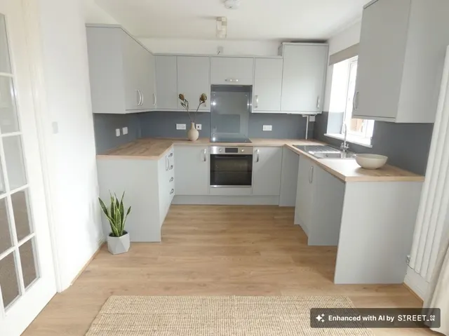 Photo 2 — Deacon Close, Market Harborough, LE16