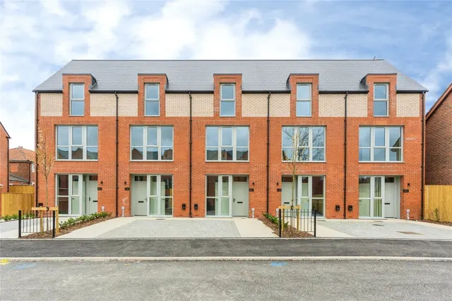 Stafford Close, Manchester, Greater Manchester, M14, photo 1