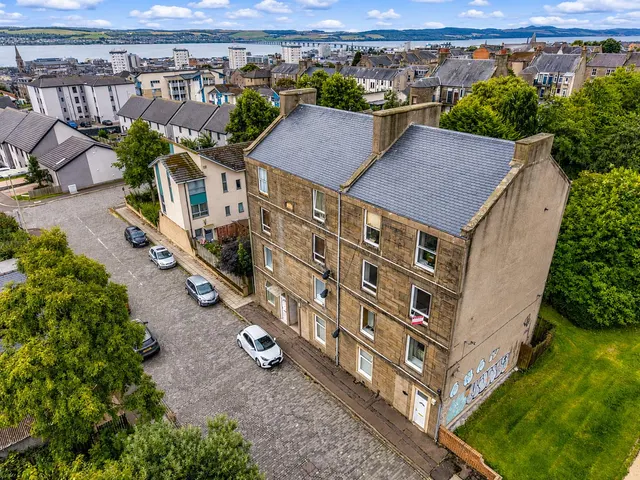 Caldrum Street, Dundee, photo 2
