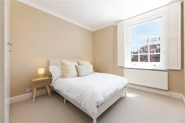 Photo 2 — Thurloe Court, Fulham Road, London, SW3