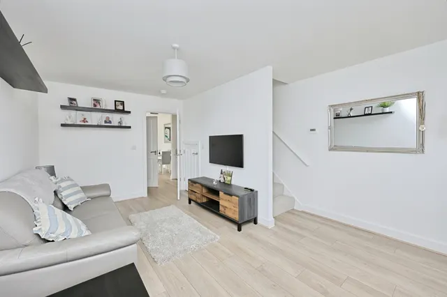 Turner Crescent, Postwick, NR13, photo 3