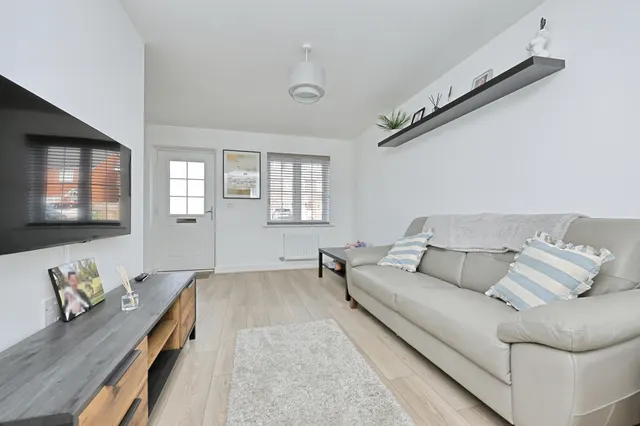 Turner Crescent, Postwick, NR13, photo 2