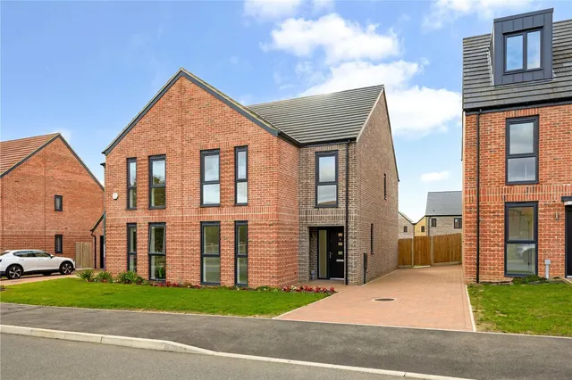 Southfields, Conrad Road, Witham, CM8, photo 1