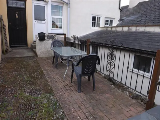 Old Exeter Road, Newton Abbot, TQ12, photo 3