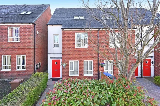 Sytchmill Way, Burslem, Stoke-on-Trent, photo 1