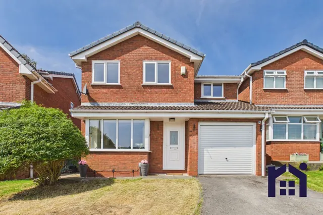 Grey Heights View, Chorley, PR6 0TN, photo 1
