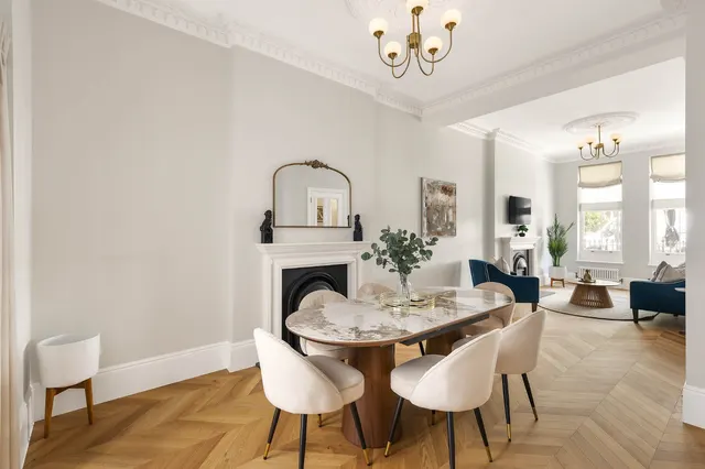 Abingdon Road, London, W8 6AW, photo 1