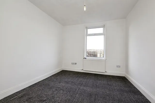 Bigland Terrace, Bishop Auckland, DL14, photo 3